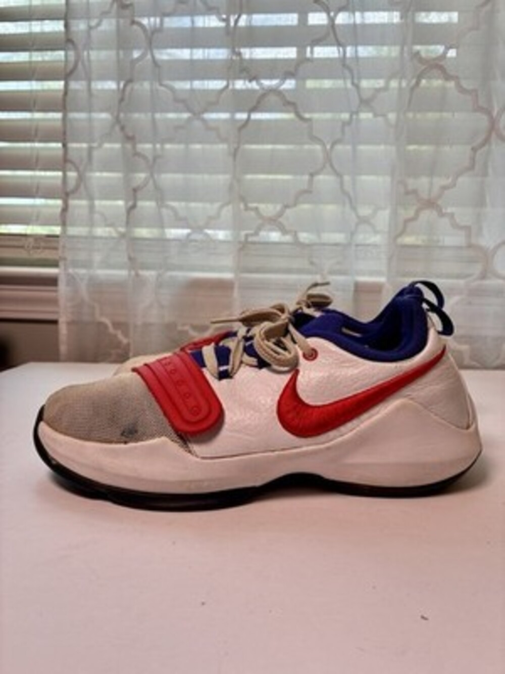 Nike Air Max 720 Paul George sneakers Boys Size 7Y In Red, White And Blue